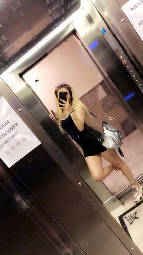 Elit gerçek fotoğraflı kadın Göknur