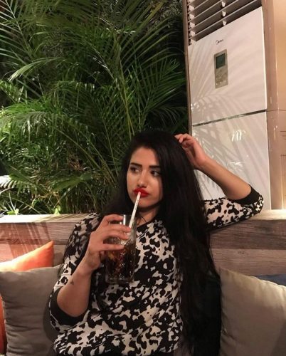 Kusursuz deneyimli kadın Hazan