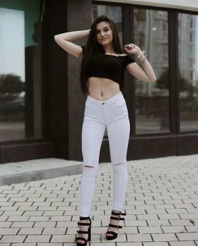 Muhteşem esmer escort Müjgan
