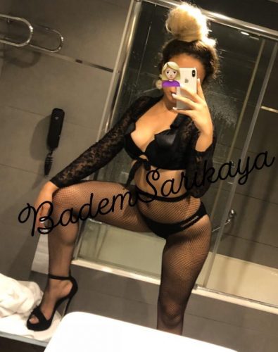 Neşeli gerçek fotoğraflı Letafet